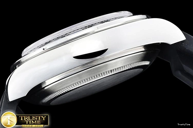 0311 ROLDYT0263A – Daytona Unique 925